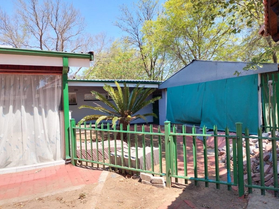 5 Bedroom Property for Sale in Sasolburg Free State